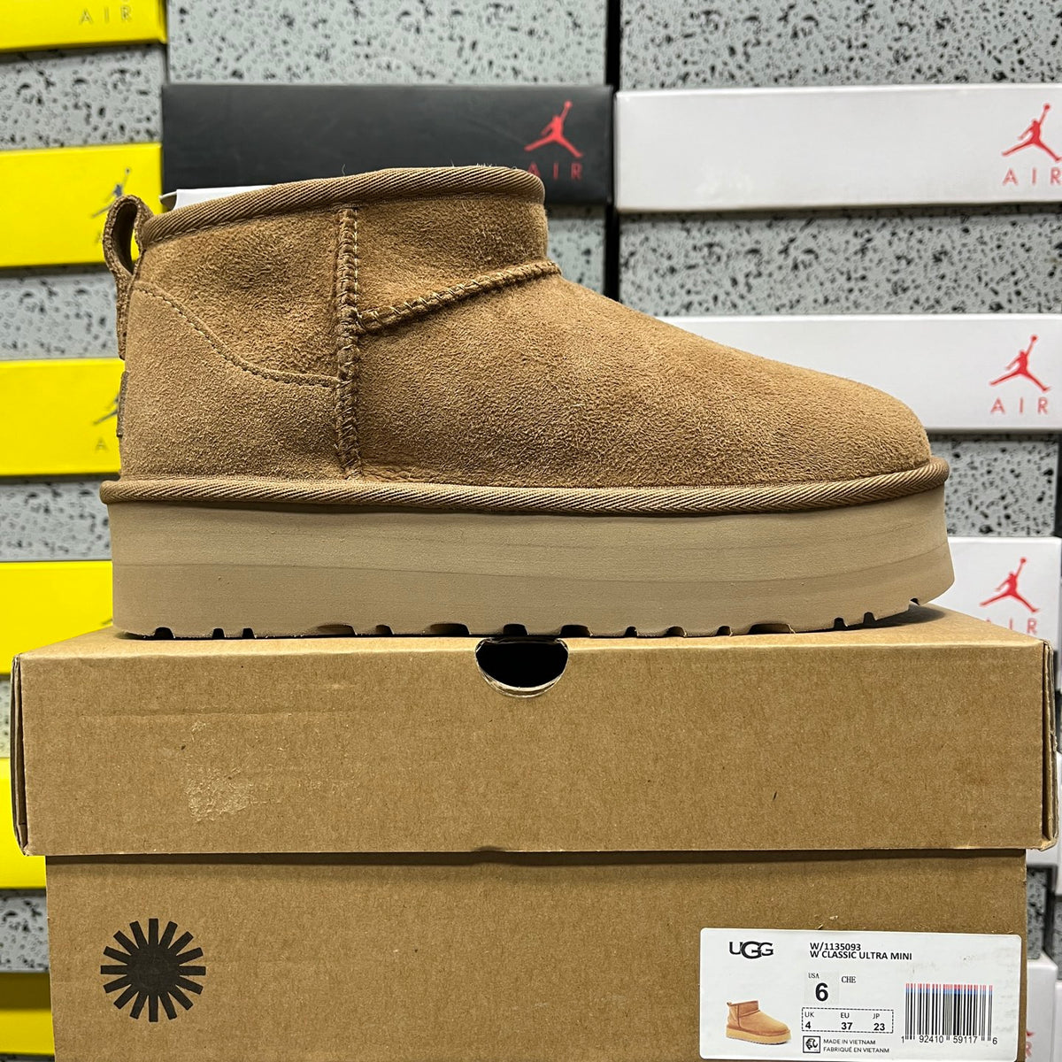 UGG Snow Boots 1135093 – Chestnut | 3cm Heel | Sizes 35–40