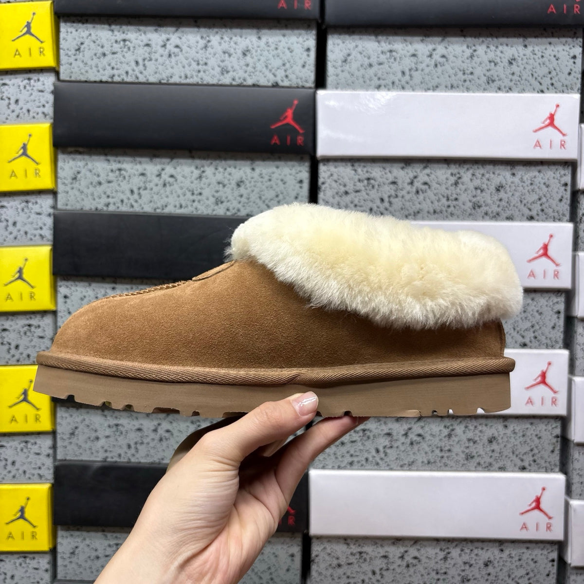UGG Snow Boots 1134810 – Chestnut | Slim Style | Sizes 35–40