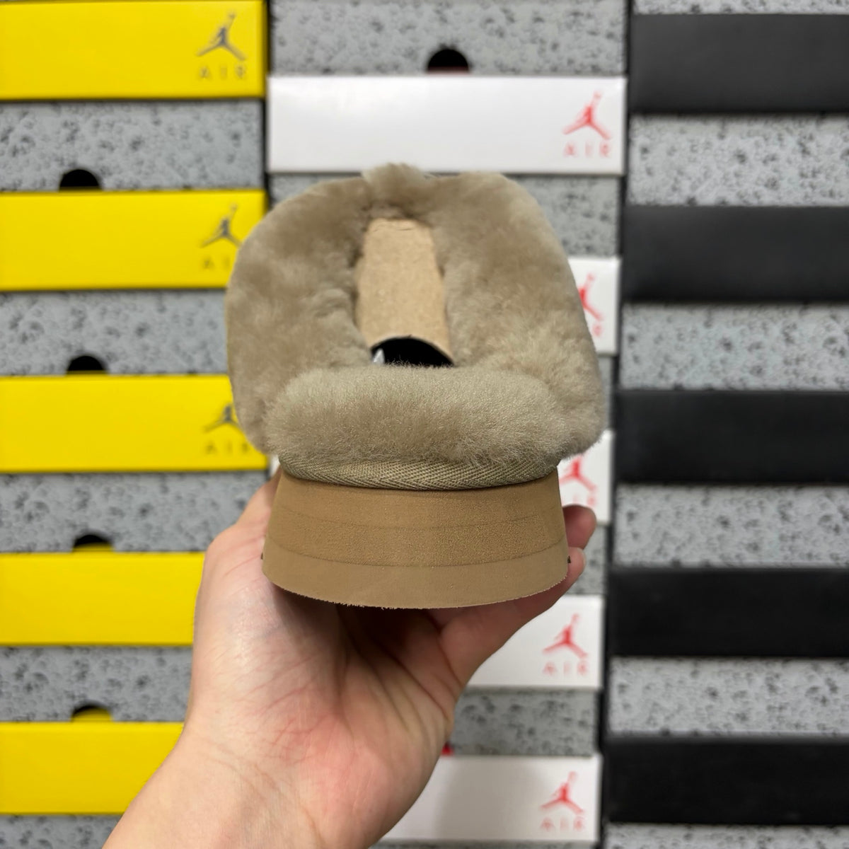 UGG Snow Boots 2550 – Antelope Brown Star Slide | 3cm Heel | Sizes 35–40