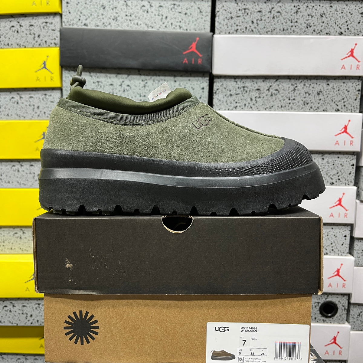 UGG Snow Boots 1144096 – Green & Black Sole | Sizes 35–45
