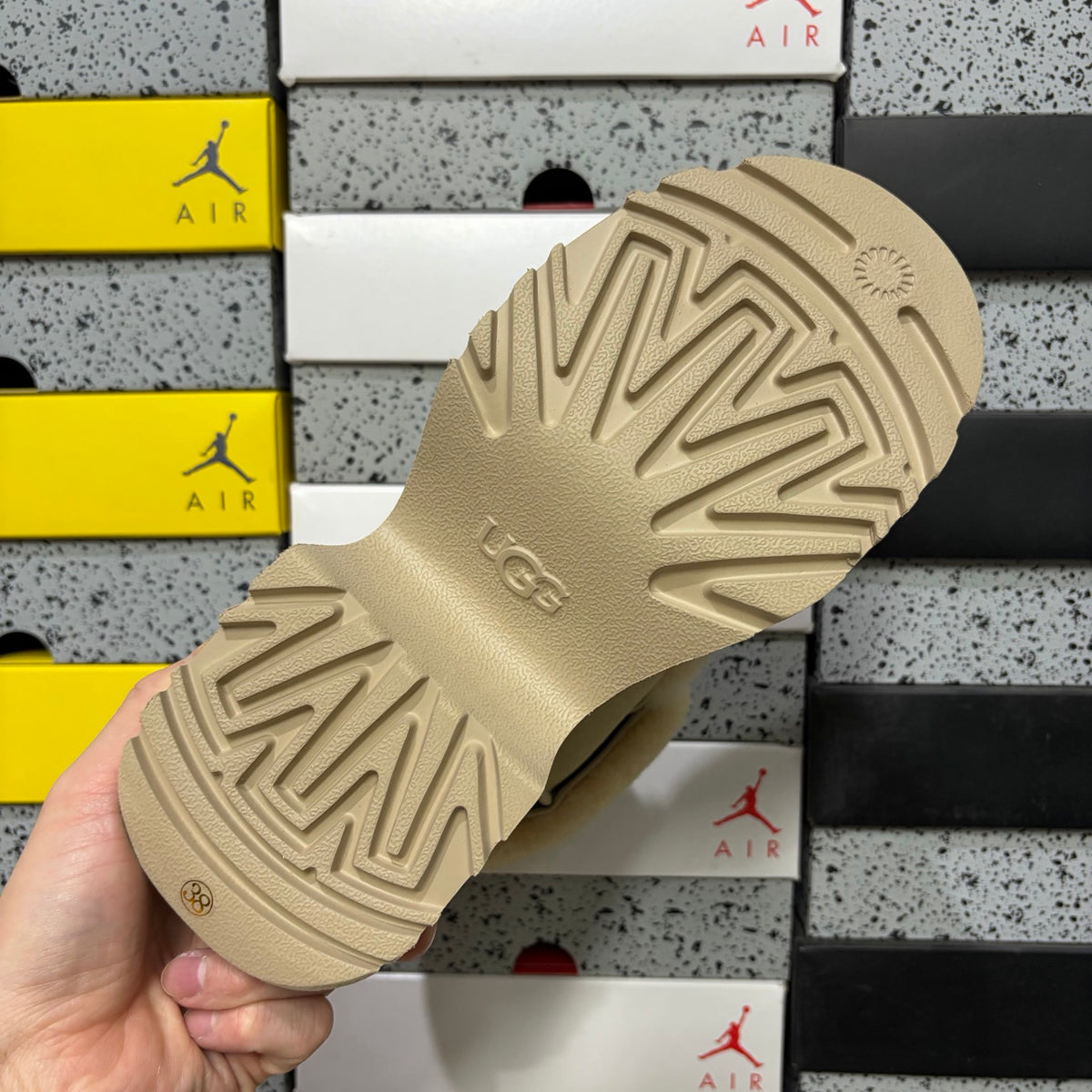 UGG Esmi Sneaker Boot W1171532 – Sand | Sizes 35–40