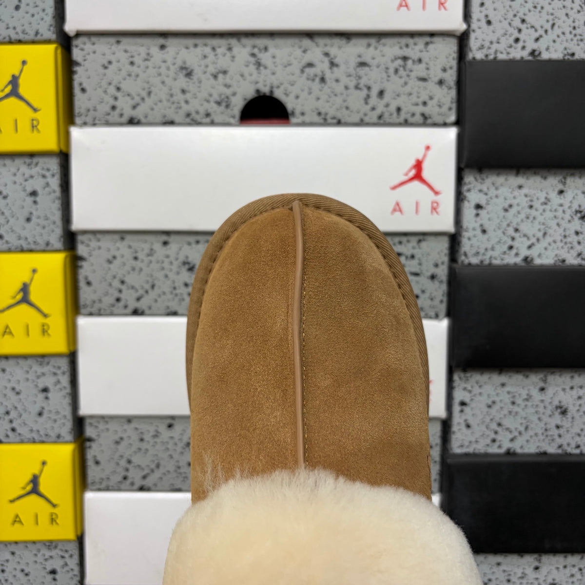 UGG Slide Slipper 2550 – Chestnut | Sizes 35–44