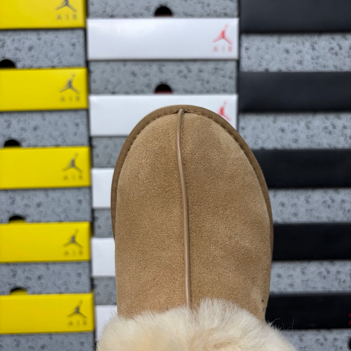 UGG Snow Boots 2550 – Chestnut Star Slide | 3cm Heel | Sizes 35–40