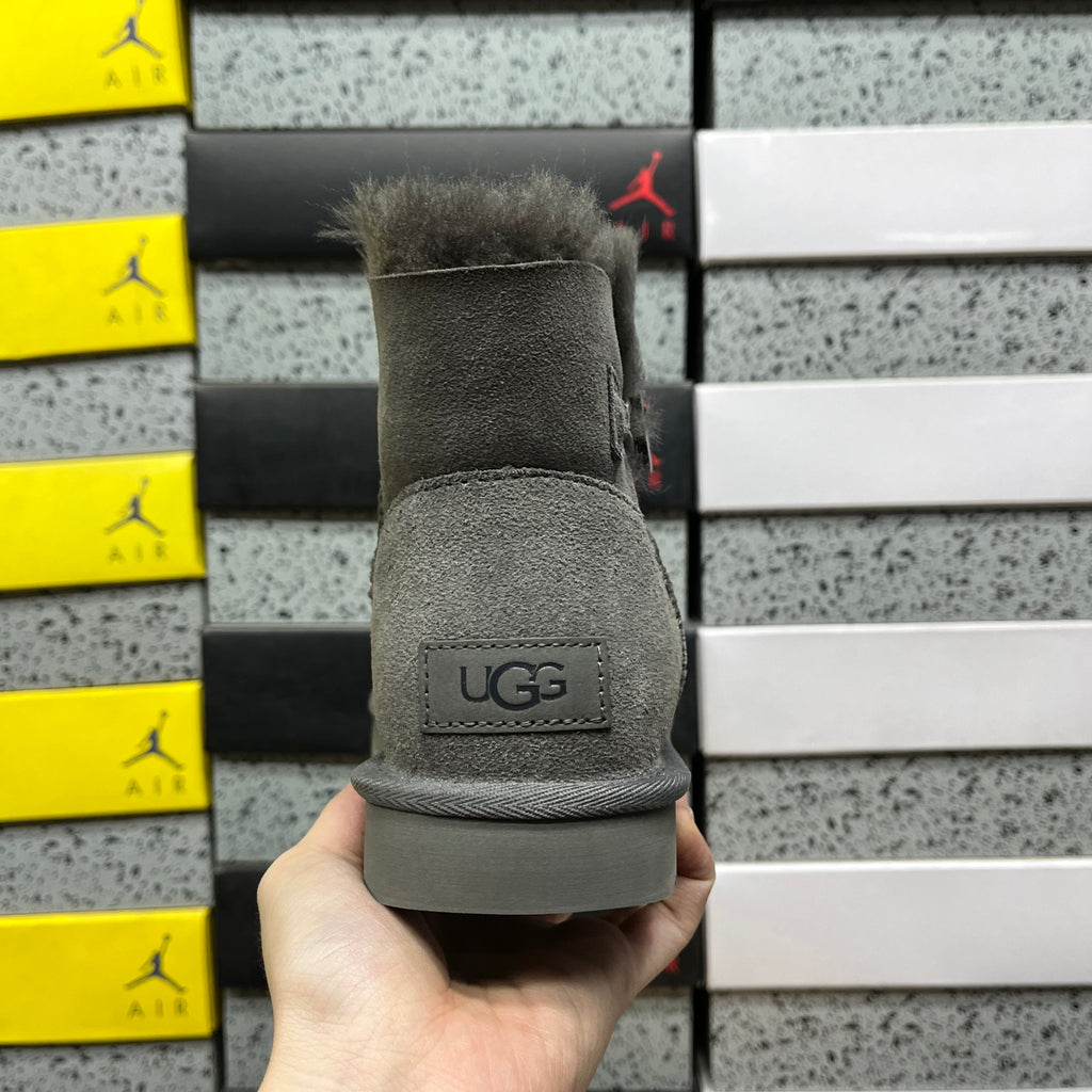 UGG Snow Boots 1016422 – Gray | Sizes 35–40